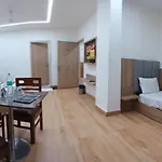 The Meropolitan Hotel Near Igi Airport New Delhi