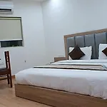 The Meropolitan Hotel Near Igi Airport New Delhi