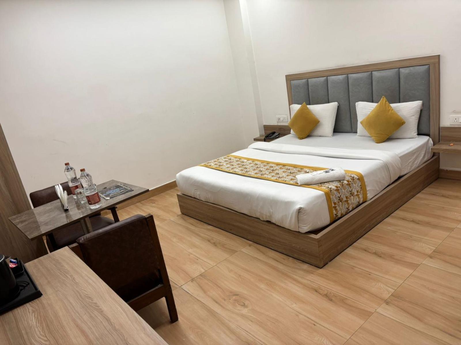 The Meropolitan Near Igi Airport Hotel New Delhi