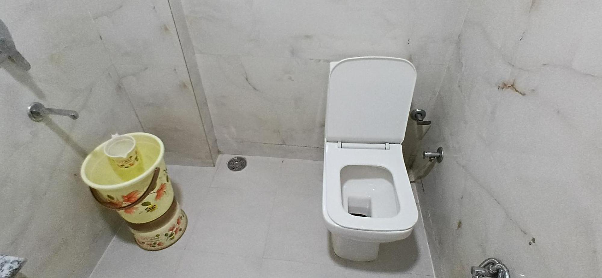 The Meropolitan Near Igi Airport 4* New Delhi