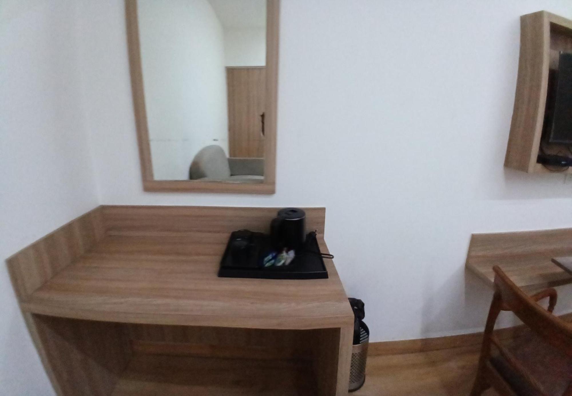 The Meropolitan Near Igi Airport 4*
